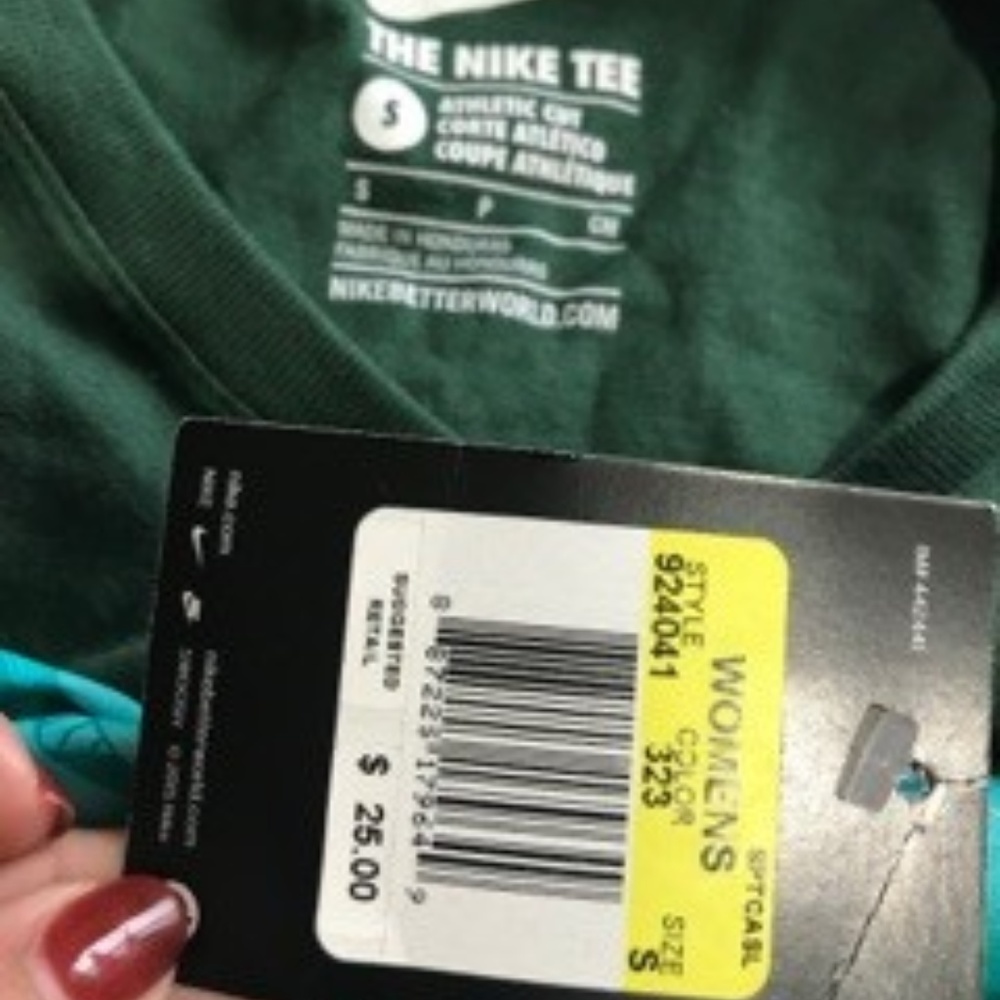 nike top